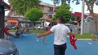 Askere yardım bahanesiyle para topladı