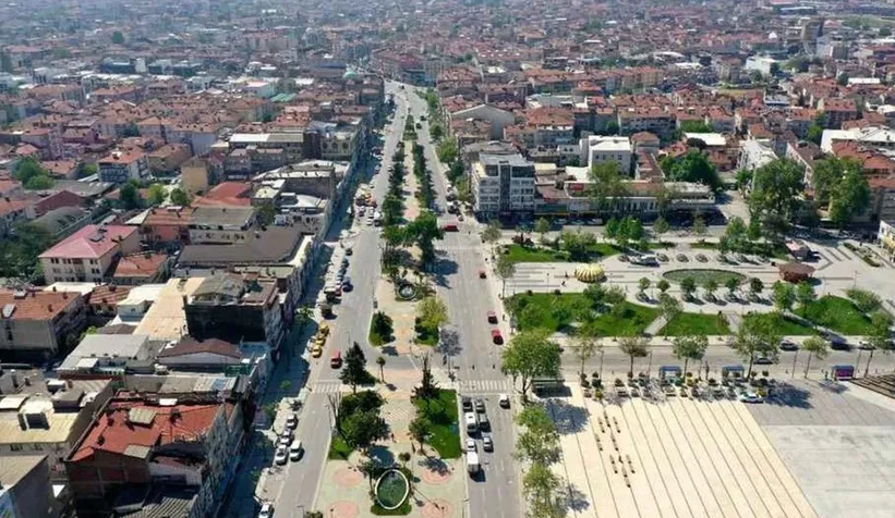 Atatürk Bulvarı ve bağlantı yolları için uyarı; Trafiği kapatılacak