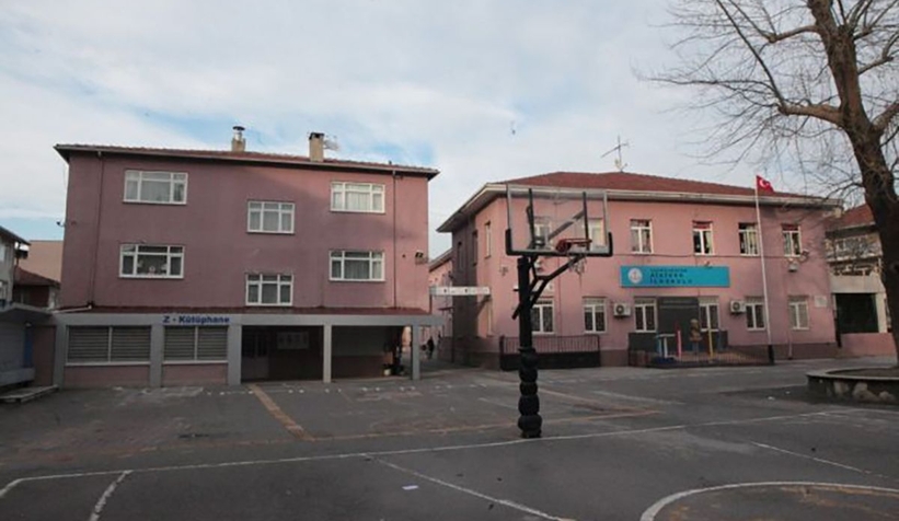 Atatürk İlkokulu ihaleye çıkıyor