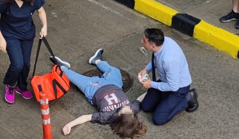 AVM'nin terasına çıkan genç kız aşağı atladı