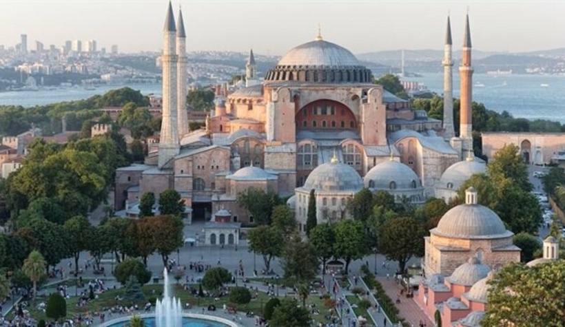 Ayasofya'ya otobüs kalkacak