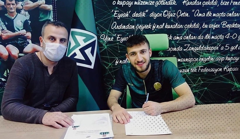 Azat Tarım 3 yıllık sözleşme imzaladı