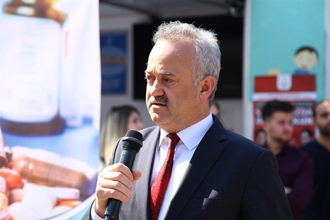 Aziz Öğütlü, çirkin saldırıyı kınadı