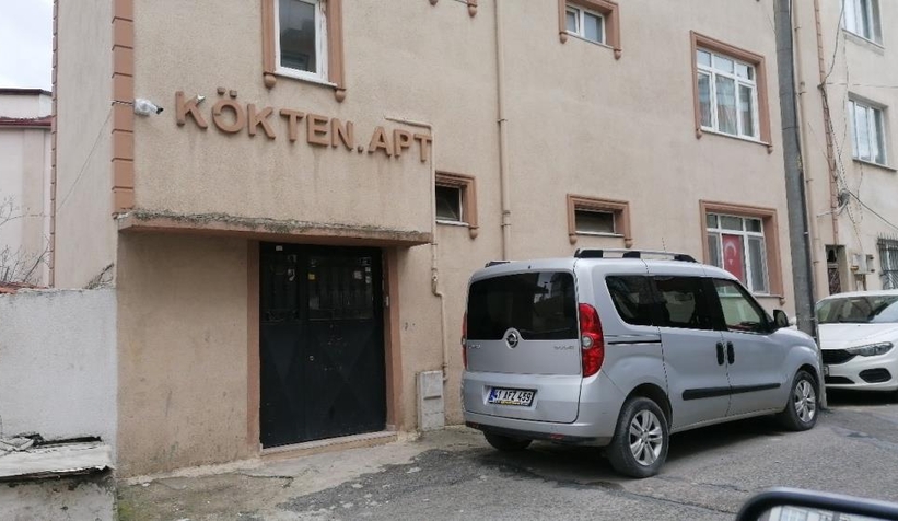 Baba dehşeti; oğlu, gelini ve 2 torununu bıçakla yaraladı