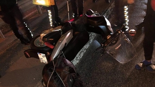 Baba ile oğlu metrelerce sürüklendi