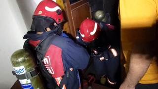 Baca yangını apartman boşluğuna sıçradı