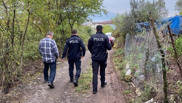 Bahçe sınırı tartışmasında komşusunu vurdu