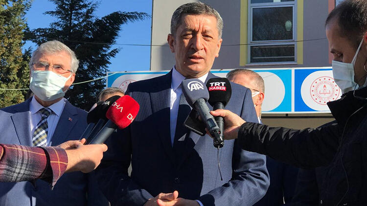 Bakan Selçuk Sakarya'da okullarla ilgili önemli açıklama