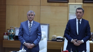 Bakan Selçuk'tan Ekrem Yüce'ye ziyaret