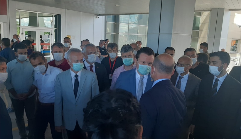 Bakan Soylu yaralıları ziyaret etti