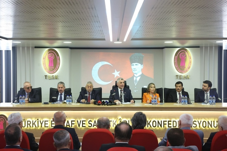 Bakkallar sorunlarını bakana iletti