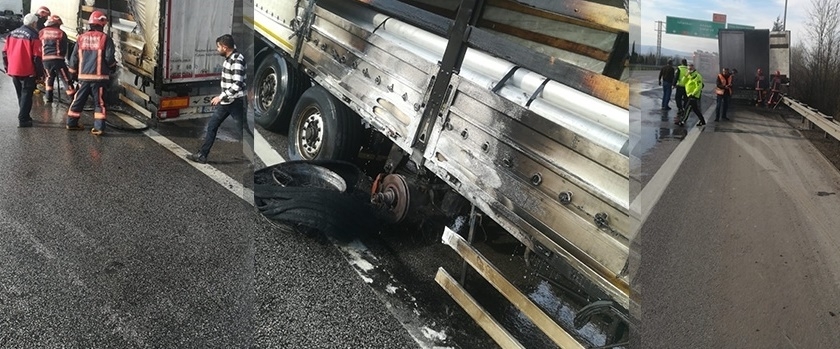 Balataları ısınan TIR alev aldı