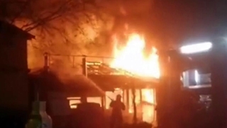 Balık lokantası alev alev yandı