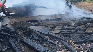 Baraka yandı, fındık ocakları zarar gördü