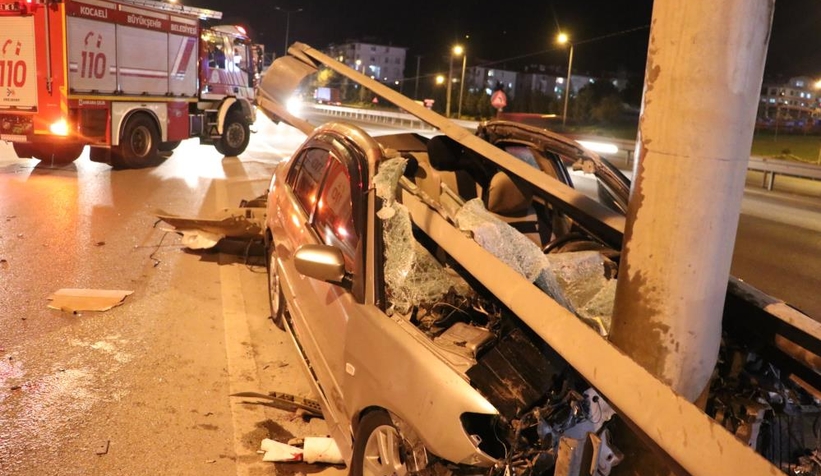 Bariyerlere ok gibi saplandı