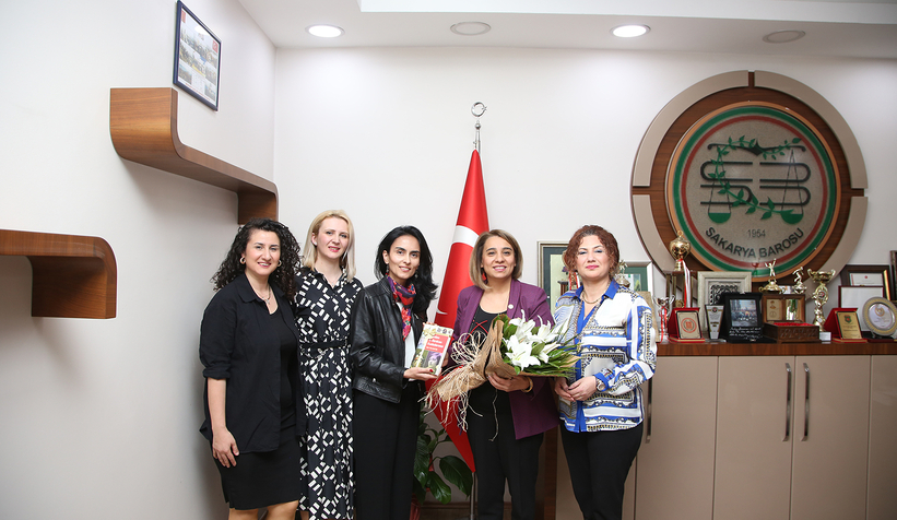Baro Başkanı Yıldız kadın akademisyenleri ağırladı