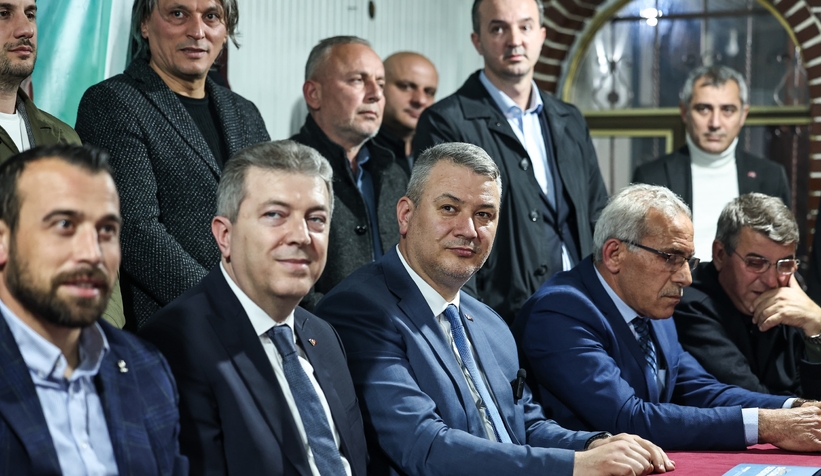 Başkan Adayı Çelik Esentepe’de vatandaşlarla buluştu