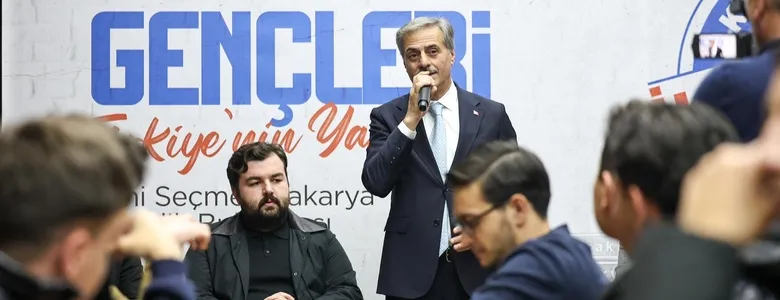 Başkan Alemdar gençlerle bir araya geldi