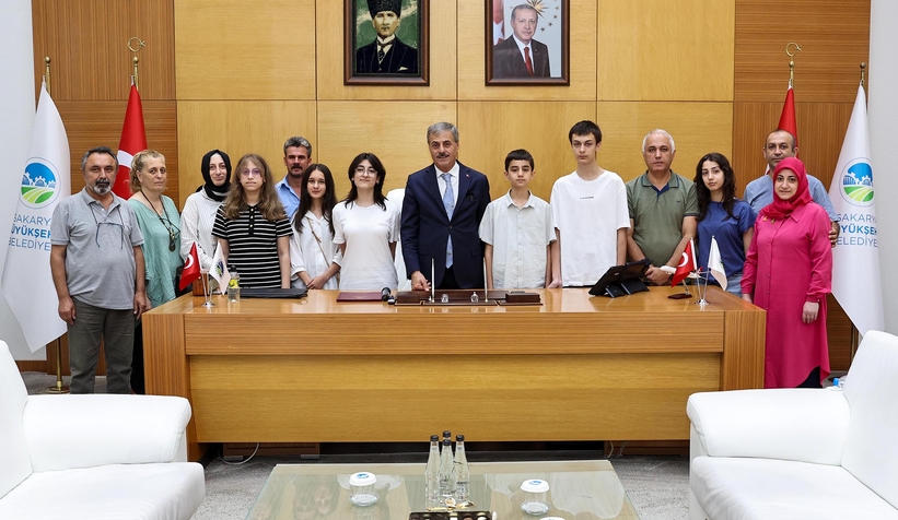 Başkan Alemdar LGS şampiyonlarını misafir etti