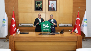 Başkan Alemdar Sakaryaspor’un yeni yönetimini ağırladı