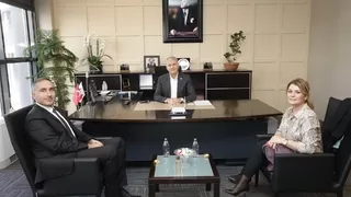 Başkan Altuğ'a hayırlı olsun ziyaretleri sürüyor