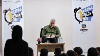 Başkan Çelik Liseli gençler ile buluştu