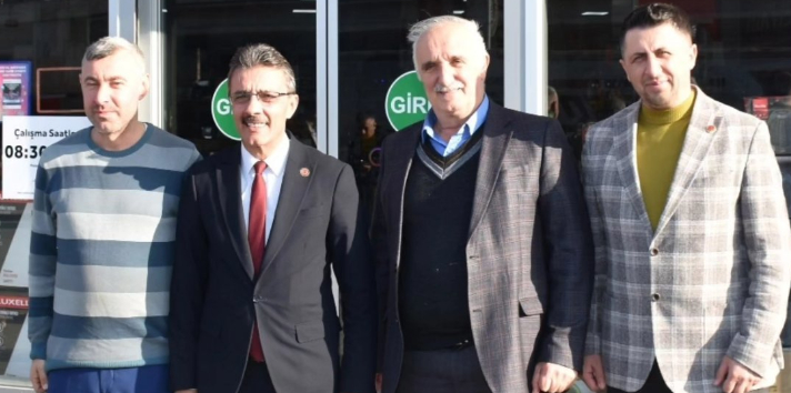 Başkan Dinç esnaf ziyaretlerine devam ediyor