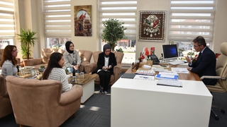 Başkan Dinç, üniversite öğrencileri ile bir araya geldi