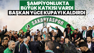 Başkan Ekrem Yüce, şampiyonluk kupasını kaldırdı