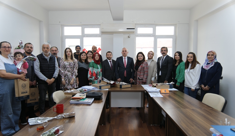 Başkan Kılıç Öğretmenler Günü'nü kutladı