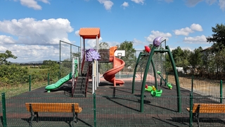 Başkan Osman Çelik, verdiği sözü tuttu; mahalle parkına kavuştu.