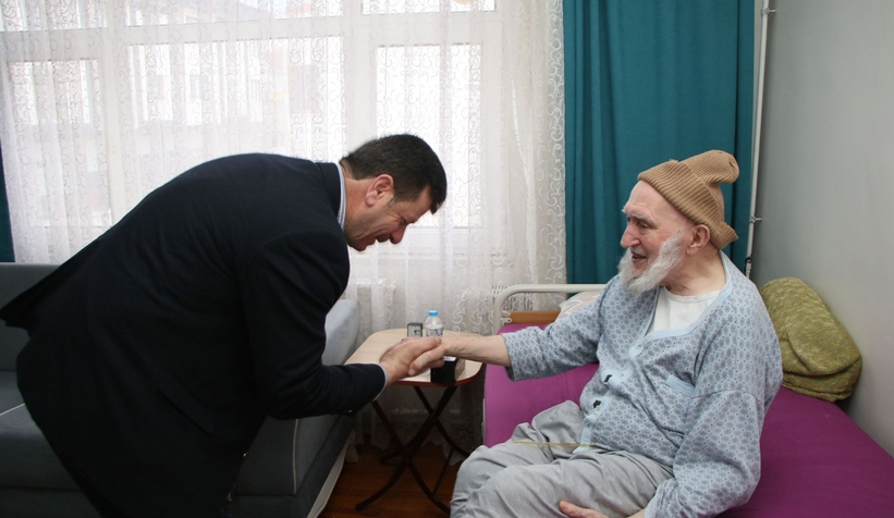 Başkan Soykan gönüllere dokunuyor