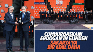 Başkan Yüce'ye ödülü Cumhurbaşkanı verdi