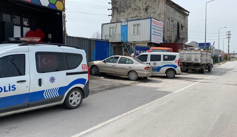 Başörtüsü çalıştığı makineye takılan genç kız öldü