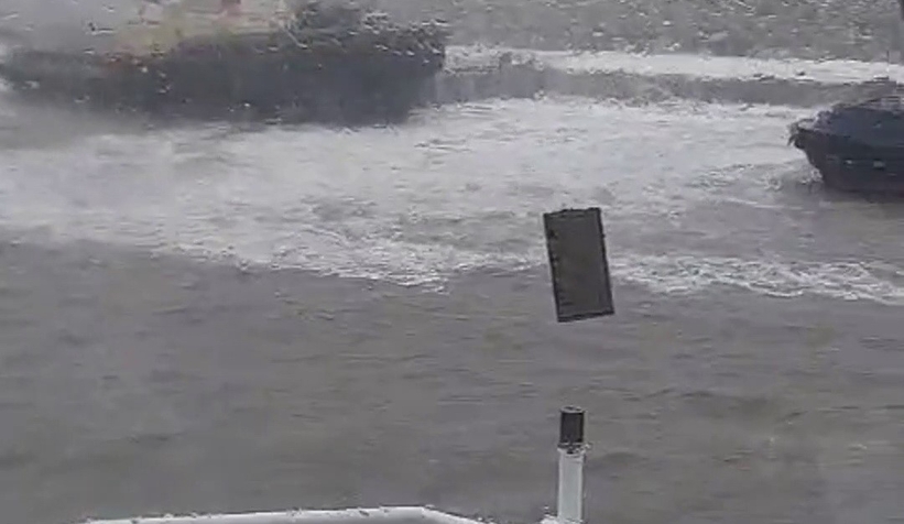 Batan gemi için yardım çağrısı yürekleri dağladı