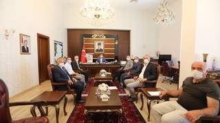 Bayraktar Otoyol ile ilgili sorunları Vali Kaldırım'a iletti