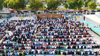 Bayram namazı Demokrasi Meydanı'nda kılınacak