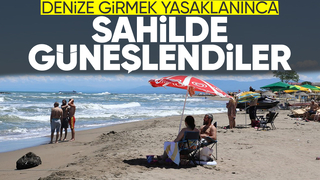 Bayramda sahilde güneşlendiler