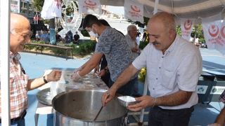 BBP Akyazı'dan aşure etkinliği