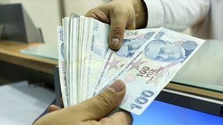 Berber, oto yıkamacı, otobüsçü, pazarcı, ayakkabıcıya 3 bin lira destek
