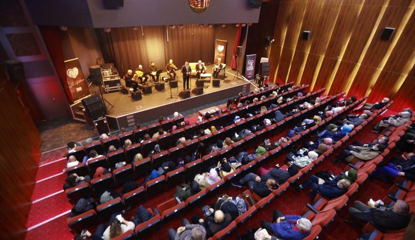 Bestekar Amir Ateş Orhangazi Kültür Merkezi’ndeydi