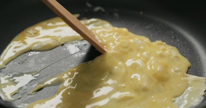 Bilim insanları yapışmaz tavalardaki tehlikeye karşı uyardı