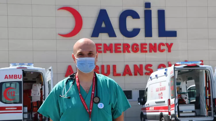 Bilim kurulu üyesi uyardı: Daha sert tedbirler gelebilir