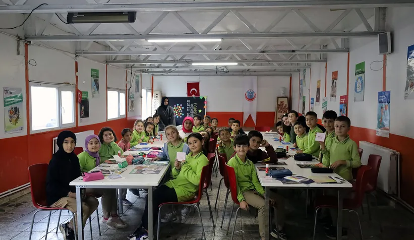 Bilimin renkli dünyasına adım attılar