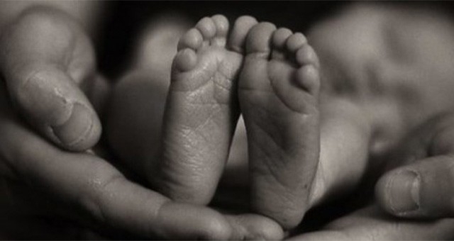 Bir günlük günlük bebek yaşama tutunamadı