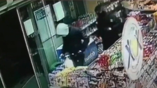 Biri 19, diğeri 14 yaşında azılı hırsızlar yakalandı