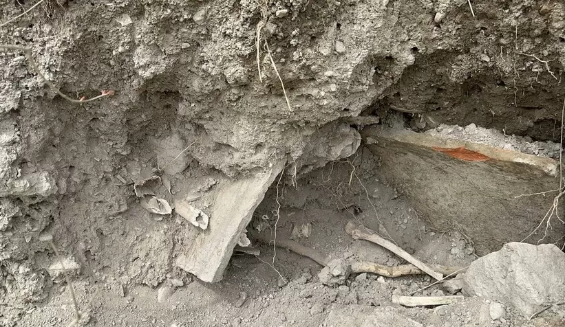 Bizans dönemine ait mezar ve insan kemikleri bulundu