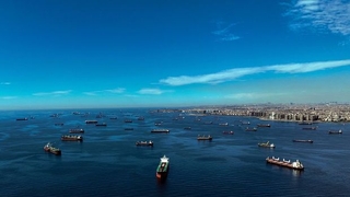 Boğaz'da tanker kuyruğu!