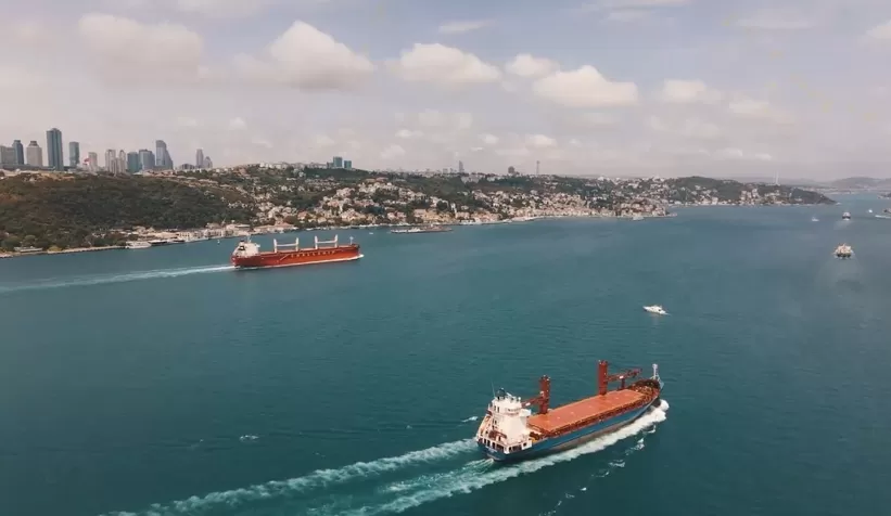 Boğazlardan geçen gemi sayısı yüzde 8,2 arttı