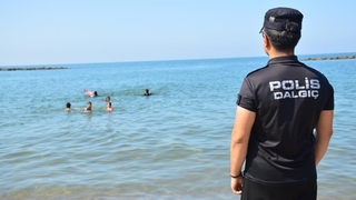 Boğulma şakası dalgıç polisleri de harekete geçirdi